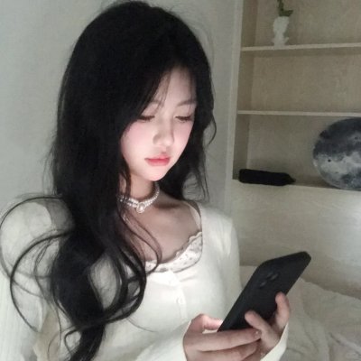 上载新生第四季海报